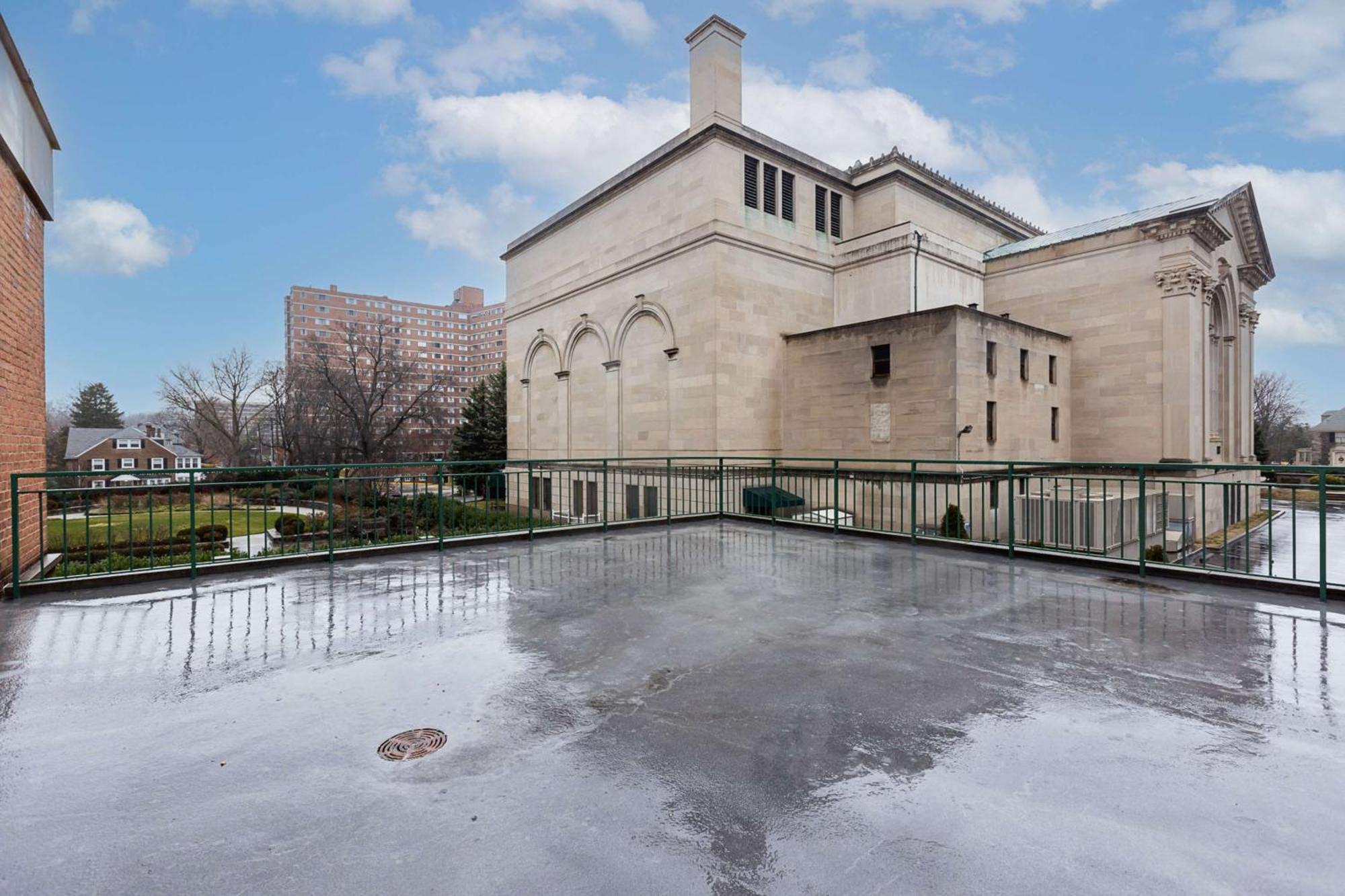 Inn At The Colonnade Baltimore - A Doubletree By Hilton Hotel Exterior photo