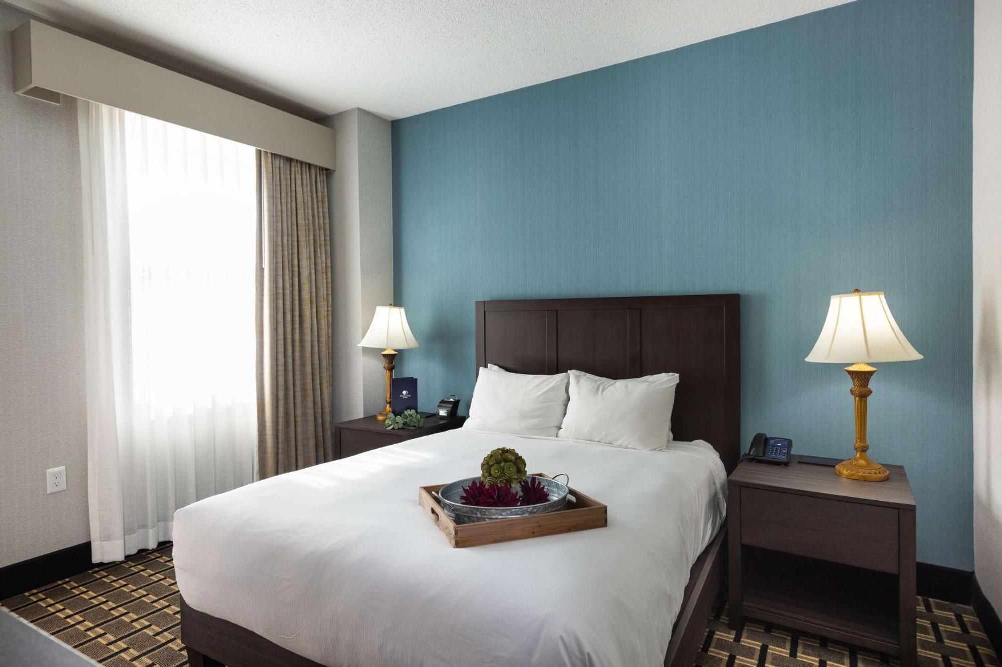 Inn At The Colonnade Baltimore - A Doubletree By Hilton Hotel Exterior photo
